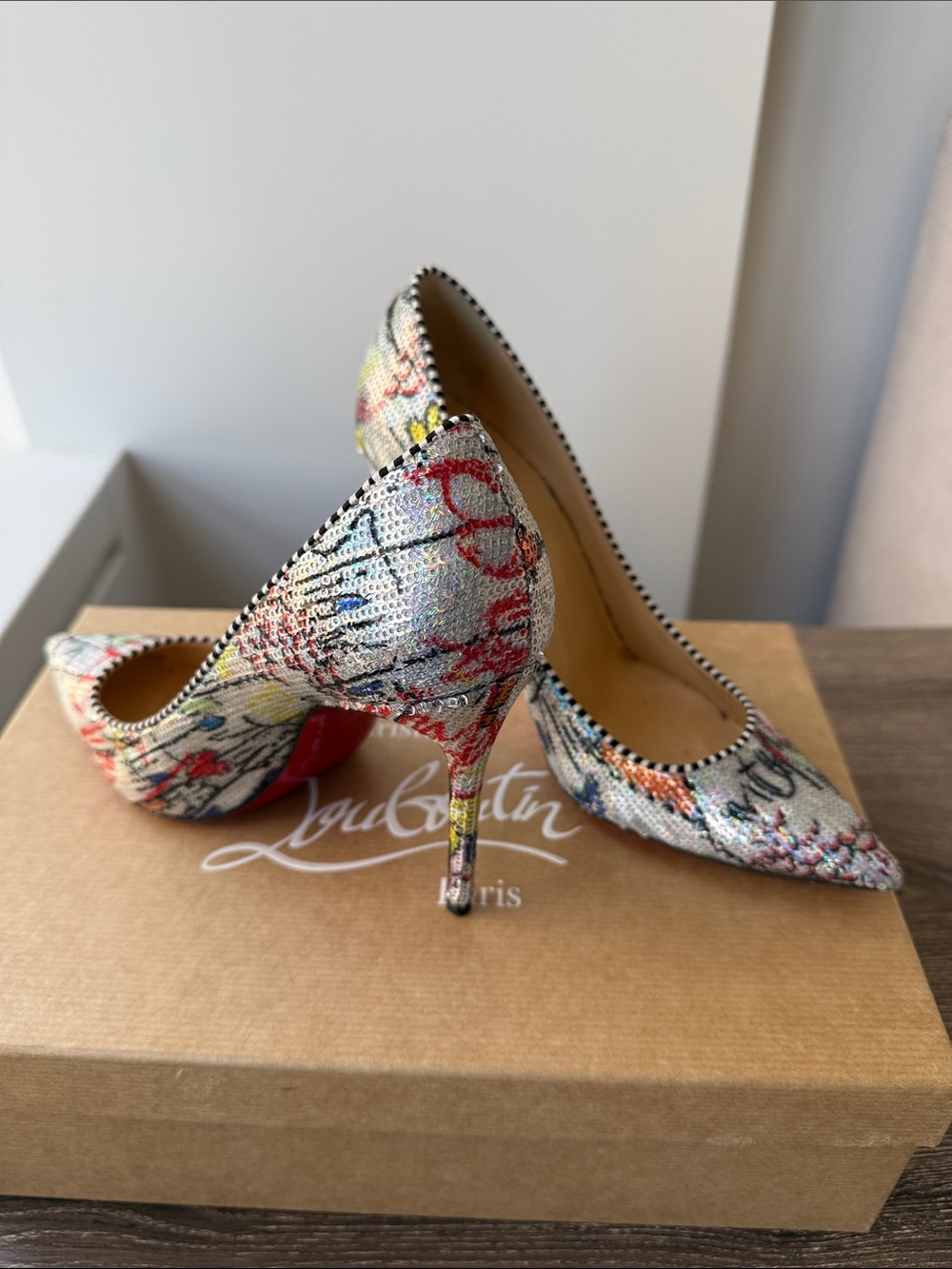 Christian Louboutin Decollette 554